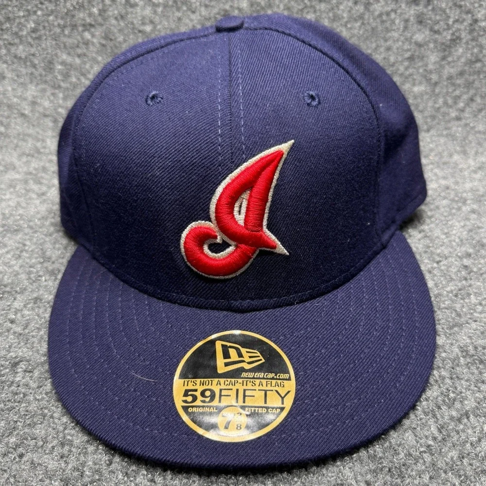 Cleveland Indians New Era 59FIFTY Fitted Hat Mens 7 3/8 Navy Blue MLB Baseball